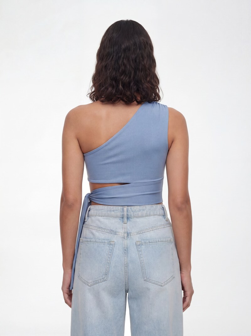 Top 'Leia'